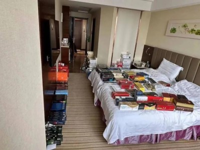 破天荒！云霄高仿香煙廠家貨源招微商代理“張燈結(jié)彩”