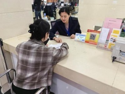 獨(dú)家報(bào)道！正品外煙售賣(mài)陜西“狼吞虎咽”